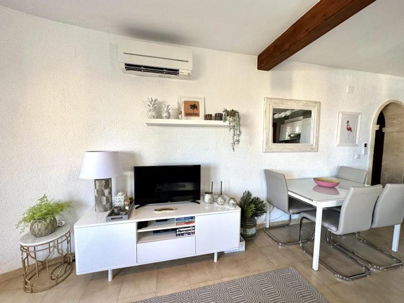 Casa Clare - 3 Bedroom Apartment In Denia Eksteriør bilde
